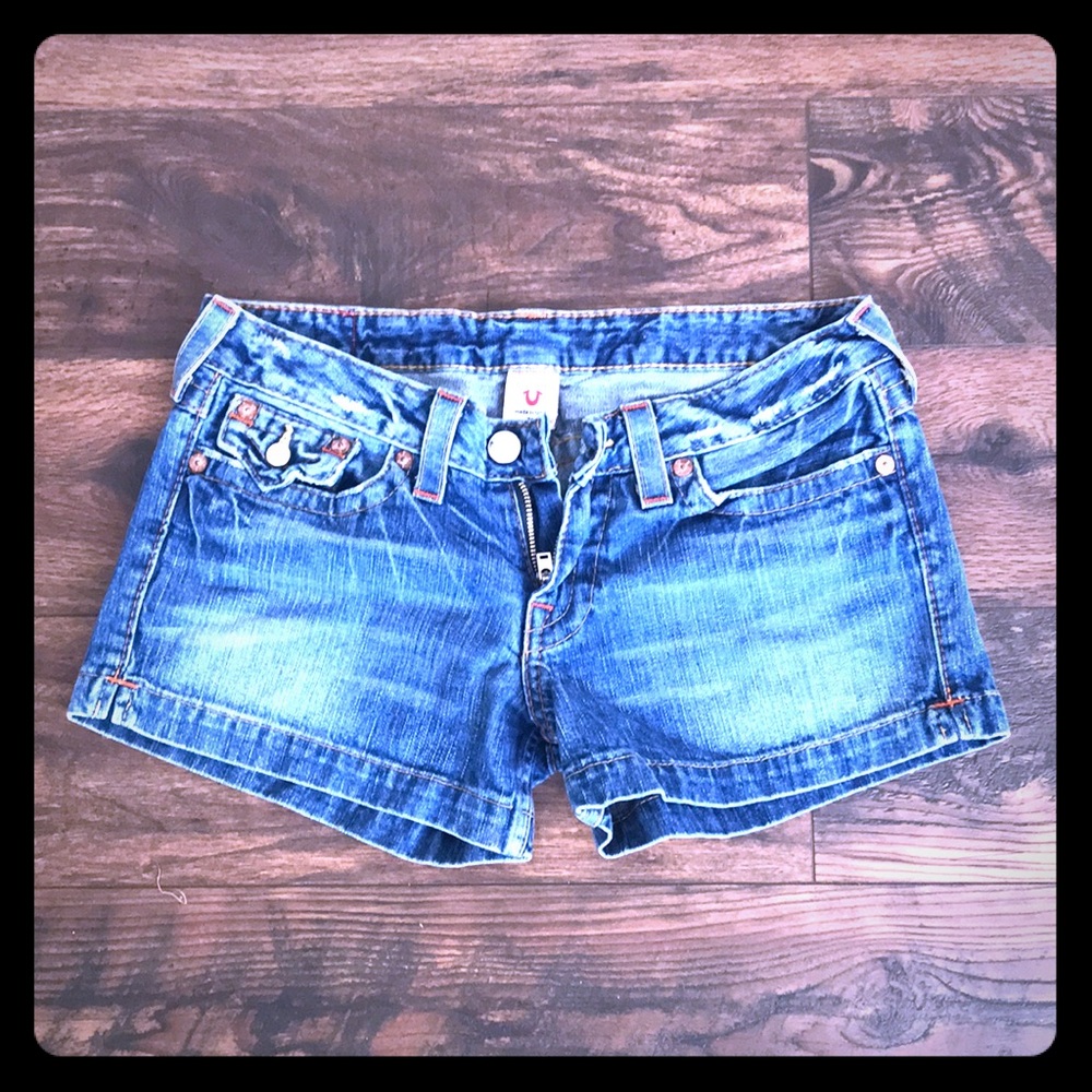 True religion shorts 🍑